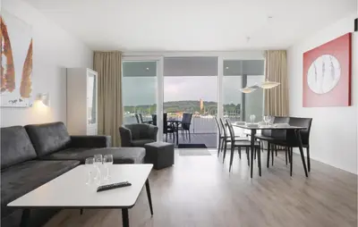 Ein Sitzbereich in der Unterkunft Priwallpromenade 2, Whg 10