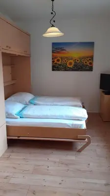 Ein Bett oder Betten in einem Zimmer der Unterkunft 1-Zimmer-Apartment 2 Hochparterre