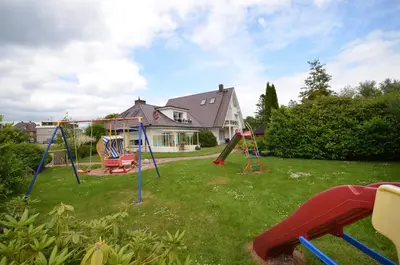 Ein Kinderspielbereich in der Unterkunft Landhaus Dreesen