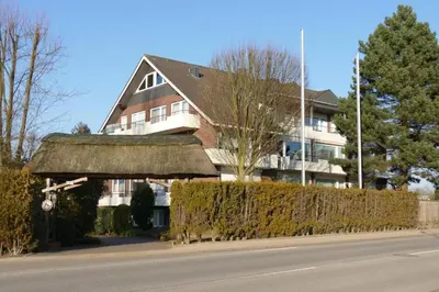 Das Gebäude in dem sich die Ferienwohnung befindet