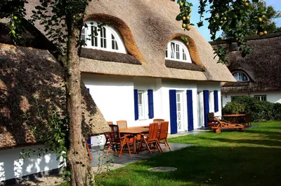 Ein Garten an der Unterkunft Villa DUXCAAR