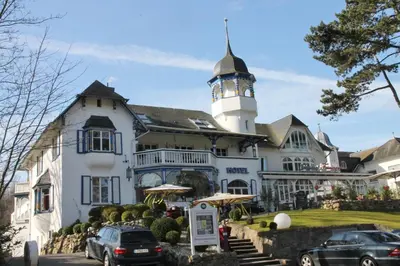 Das Gebäude in dem sich das Hotel befindet