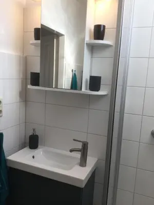 Ein Badezimmer in der Unterkunft Grö 13