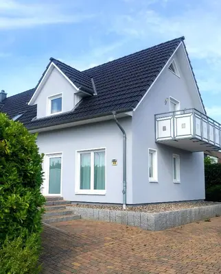 Das Gebäude in dem sich die Ferienwohnung befindet