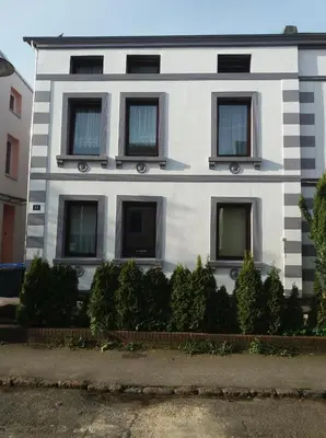 Das Gebäude in dem sich die Pension befindet