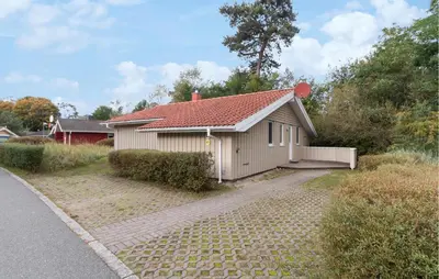 Das Gebäude in dem sich das Ferienhaus befindet