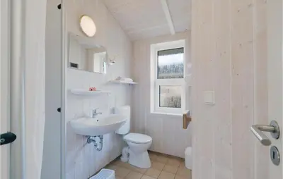 Ein Badezimmer in der Unterkunft Freibeuterweg 2 - Dorf 6