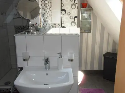 Ein Badezimmer in der Unterkunft Ferienwohnung Röpersberg