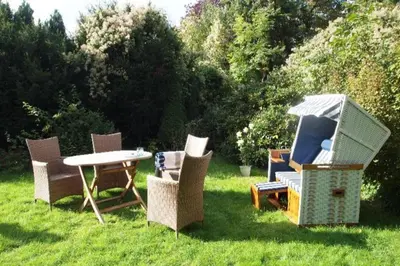 Ein Garten an der Unterkunft Ferienwohnung Alte Liebe 1