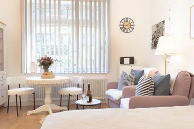 Ein Sitzbereich in der Unterkunft Ferienwohnung Beach