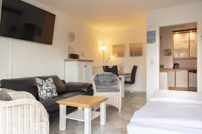 Küche/Küchenzeile in der Unterkunft Ferienwohnung Seesternresidenz App.12