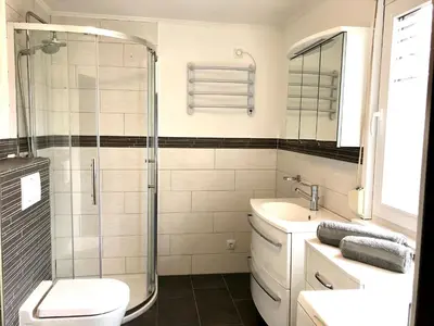 Ein Badezimmer in der Unterkunft Haus Seeblick Ferienhaus Priwall