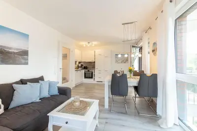 Ein Sitzbereich in der Unterkunft Ferienwohnung Ostseetraum