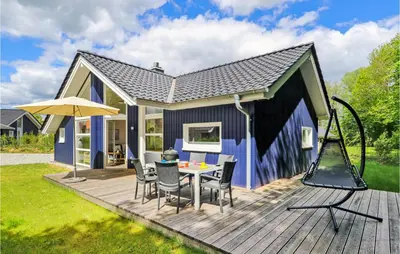 Das Gebäude in dem sich das Ferienhaus befindet