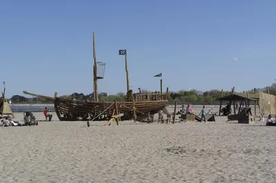 Ein Strand an oder in der Nähe der Ferienwohnung