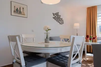 Ein Sitzbereich in der Unterkunft Komfort Ferienwohnung Steiger