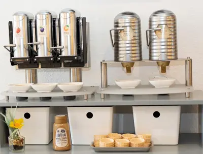 Kaffee-/Teezubehör in der Unterkunft Baltic Hotel Lübeck