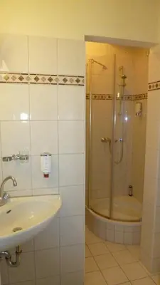 Ein Badezimmer in der Unterkunft Hotel Deutscher Kaiser
