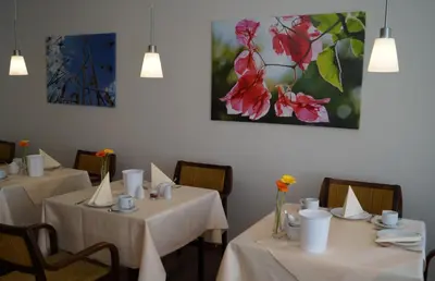 Ein Restaurant oder anderes Speiselokal in der Unterkunft Hotel Forsthaus St. Hubertus