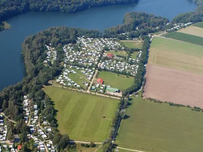 Naturlandschaft in der Nähe des Campingplatzes