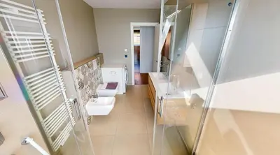 Ein Badezimmer in der Unterkunft Ocean House Penthousewohnung Wolke 7 mit Whirlpool