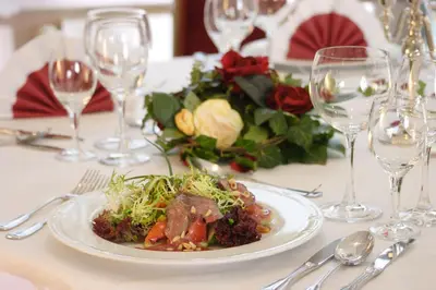Essen im Hotel oder in der Nähe