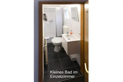 Ein Badezimmer in der Unterkunft Haus Magdalene