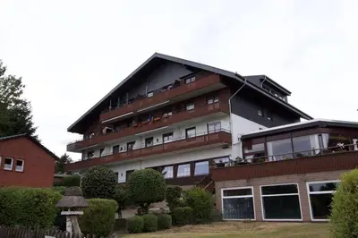 Das Gebäude in dem sich die Ferienwohnung befindet