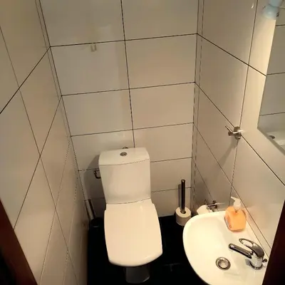 Ein Badezimmer in der Unterkunft Apartment 3 Minuten zu Fuss zum Meer (40m²)
