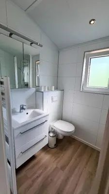 Ein Badezimmer in der Unterkunft Meer 43