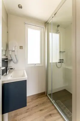 Ein Badezimmer in der Unterkunft Muschel 61