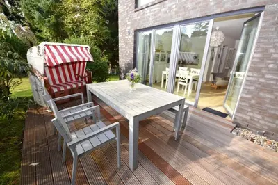 Ein Patio oder anderer Außenbereich in der Unterkunft Fischerhuus Wohnung 1