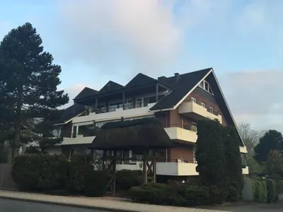 Das Gebäude in dem sich die Ferienwohnung befindet