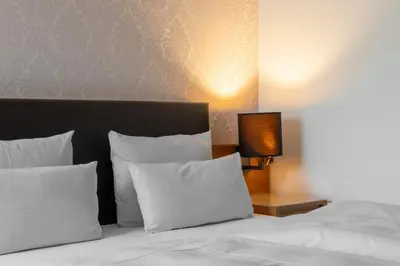 Ein Bett oder Betten in einem Zimmer der Unterkunft Schlossgut Gross Schwansee