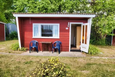Das Gebäude in dem sich das Ferienhaus befindet
