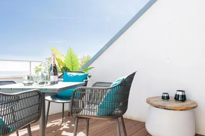 Ein Balkon oder eine Terrasse in der Unterkunft View 99 - Ferienwohnung in Scharbeutz mit exklusivem Ostseeblick