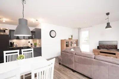 Küche/Küchenzeile in der Unterkunft Strandvilla Augustusbad Wohnung 10