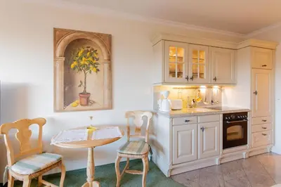 Küche/Küchenzeile in der Unterkunft Ferienwohnung Residenz App 812 - Timmendorfer Strand