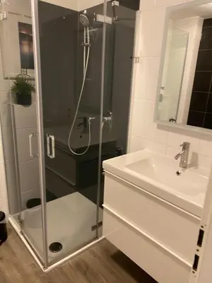 Ein Badezimmer in der Unterkunft Residenz Alte Bergstraße Residenz Alte Bergstrasse Appartement 4
