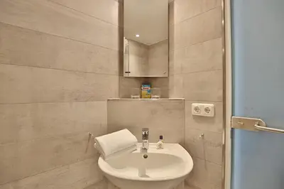 Ein Badezimmer in der Unterkunft Strandhotel - Niendorf Strandhotel Niendorf Appartement 32