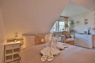 Ein Bett oder Betten in einem Zimmer der Unterkunft Gorch-Fock-Park Haus 57 Gorch-Fock-Park 57 Appartement 23
