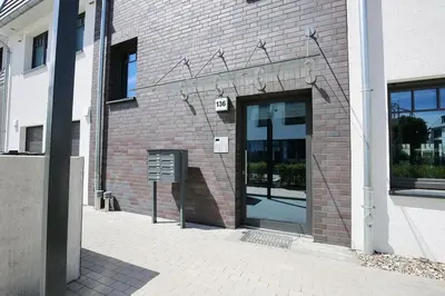Eine Fassade oder ein Eingang zu Villa Frankfurt Villa Frankfurt Appartement 01