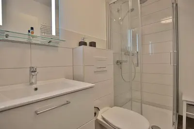 Ein Badezimmer in der Unterkunft Haus Parkblick, Timmendorfer Strand Haus Parkblick Appartement 03
