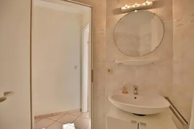Ein Badezimmer in der Unterkunft Gorch-Fock-Straße 16 Gorch-Fock-Str 16 Appartement 8
