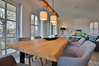 Ein Sitzbereich in der Unterkunft Residenz Wolburgstraße Residenz Wolburgstraße Appartement 2