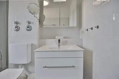 Ein Badezimmer in der Unterkunft Wohnpark am Mühlenteich Wohnpark am Mühlenteich Appartement 17