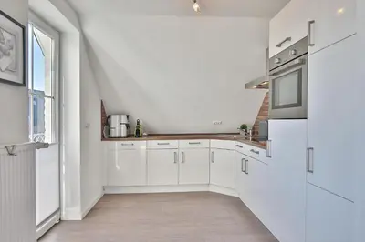 Küche/Küchenzeile in der Unterkunft Bädervilla Bergstraße 30 Bädervilla Bergstraße Appartement 9