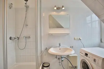 Ein Badezimmer in der Unterkunft Am Rosenhain 7 Am Rosenhain 7 Appartement 6