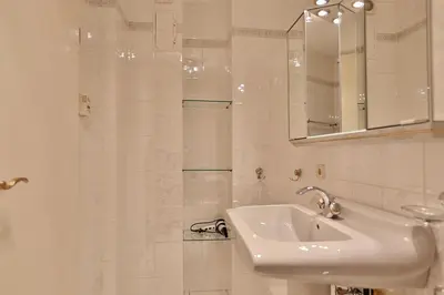 Ein Badezimmer in der Unterkunft Haus Parkblick, Timmendorfer Strand Haus Parkblick Appartement 07