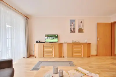 TV/Unterhaltungsangebot in der Unterkunft Gorch-Fock-Park Haus 57 Gorch-Fock-Park 57 Appartement 14